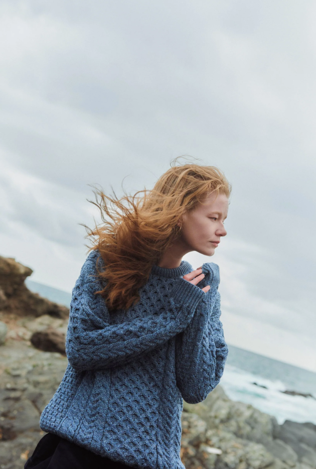 ARAN WOOLLEN MILLS CREW NECK SWEATER