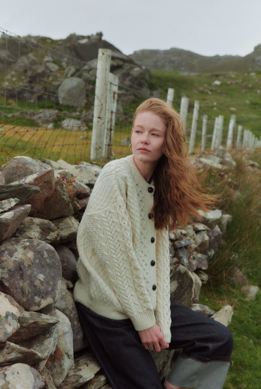 ARAN WOOLLEN MILLS CREW NECK CARDIGAN