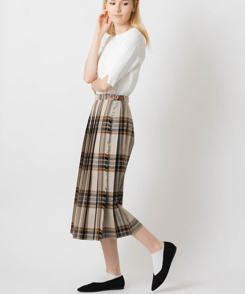 FRONT PLEATED WRAP SKIRT