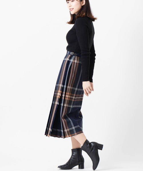 FRONT PLEATED WRAP SKIRT