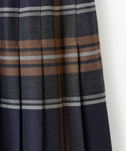 ALL ROUND PLEATED SKIRT