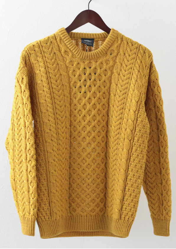 CREW NECK SWEATER
