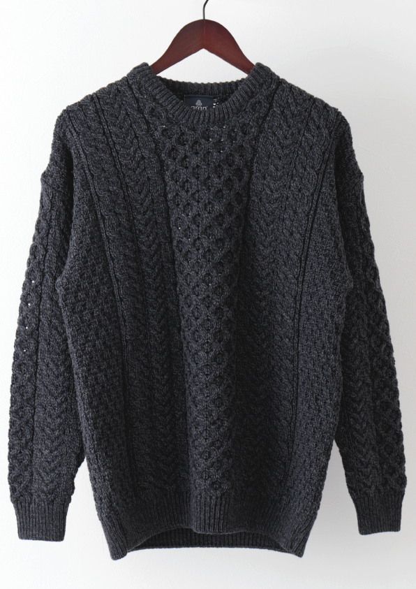 CREW NECK SWEATER